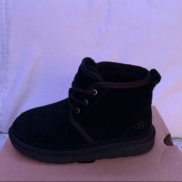 UGG boots - Picture 3 of 7